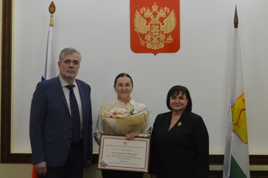 Главный федеральный инспектор по Кировской области наградил победителя проекта «Герои Отечества».