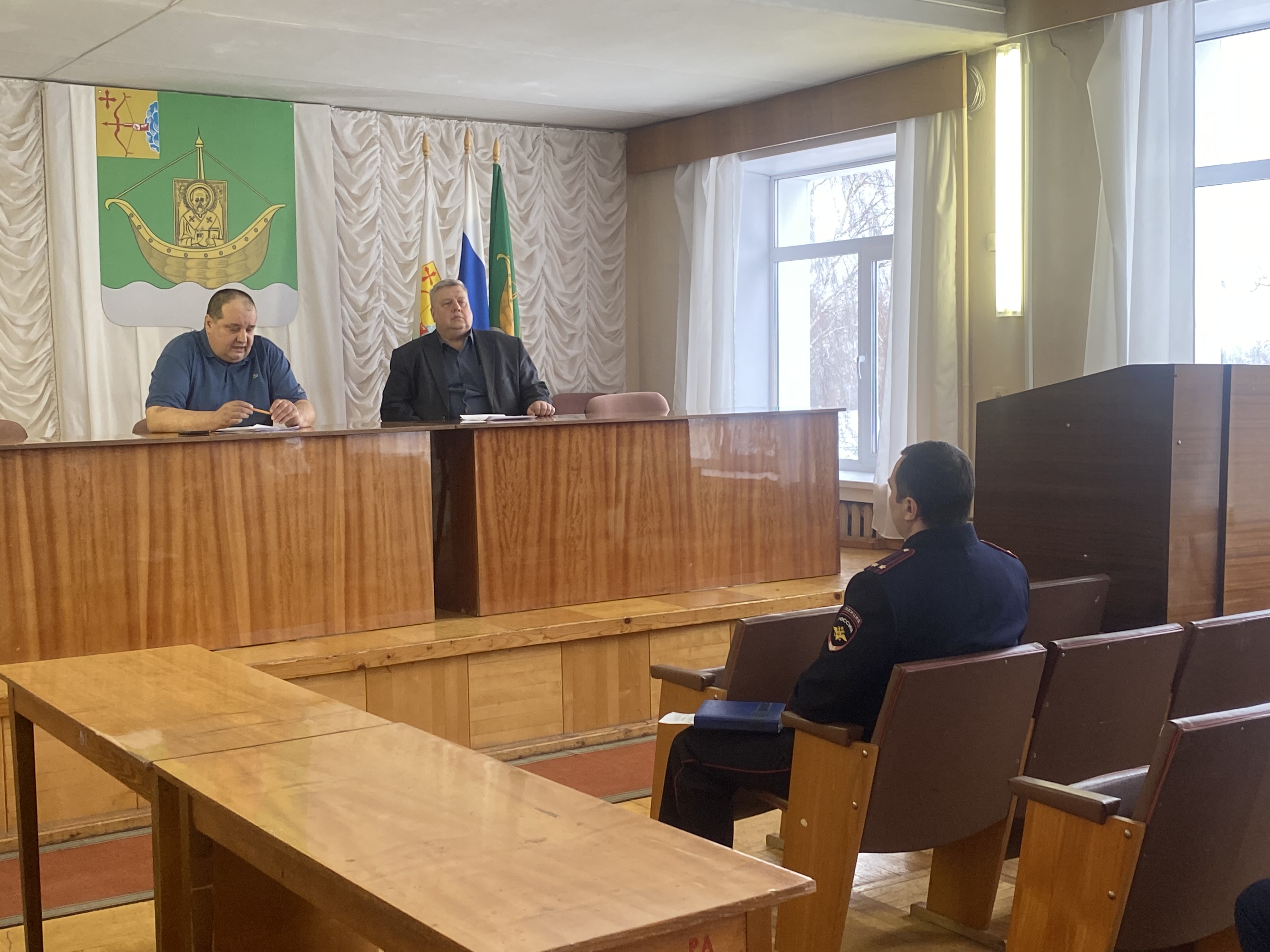 Состоялось двадцать седьмое заседание районной Думы.