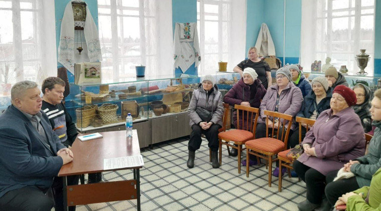 Состоялась встреча с населением Медянского сельского поселения. Состоялась встреча с населением Медянского сельского поселения.