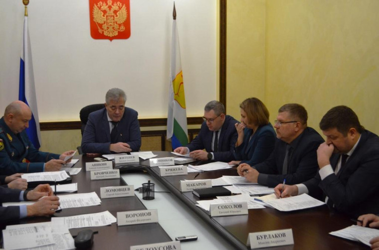 В Кировской области обсудили актуальные вопросы развития местного самоуправления. В Кировской области обсудили актуальные вопросы развития местного самоуправления.