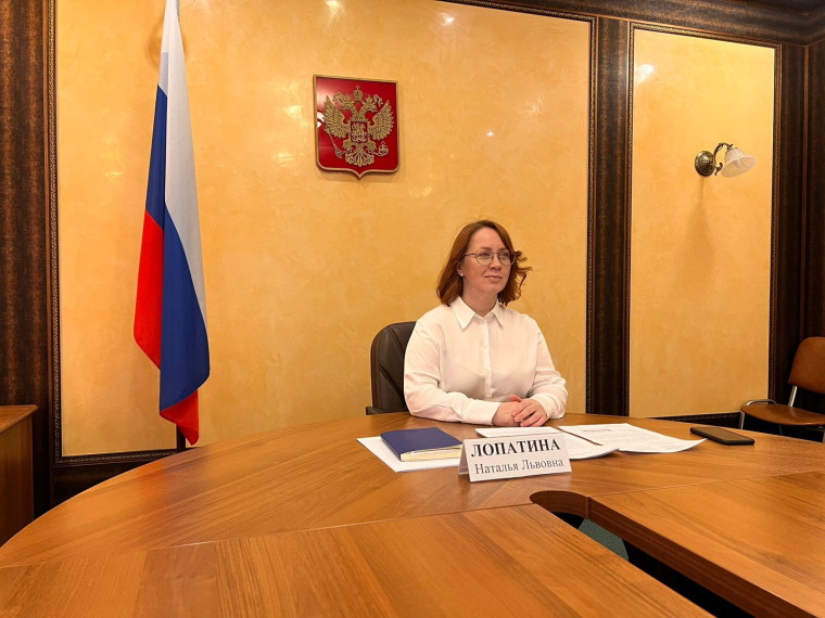 За год Кировскую область с официальным визитом посетили делегации из Гвинеи, Сенегала и Таджикистана. За год Кировскую область с официальным визитом посетили делегации из Гвинеи, Сенегала и Таджикистана.