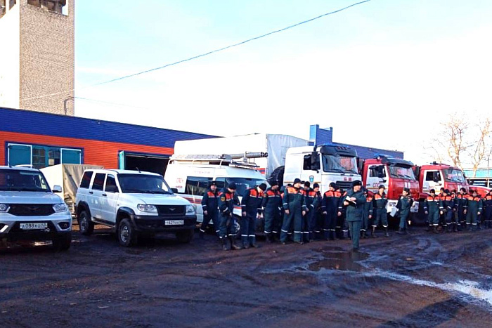 Регионы ПФО помогают Оренбуржью в борьбе с паводком. Регионы ПФО помогают Оренбуржью в борьбе с паводком.