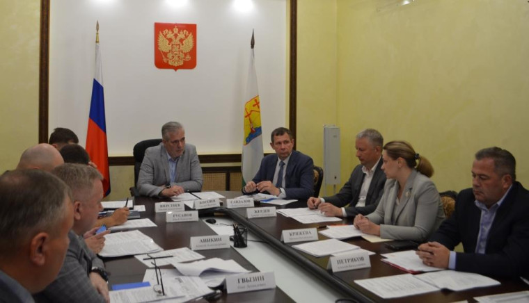 В Кировской области на 12% снизилось количество нарушений, выявляемых при реализации нацпроектов. В Кировской области на 12% снизилось количество нарушений, выявляемых при реализации нацпроектов.