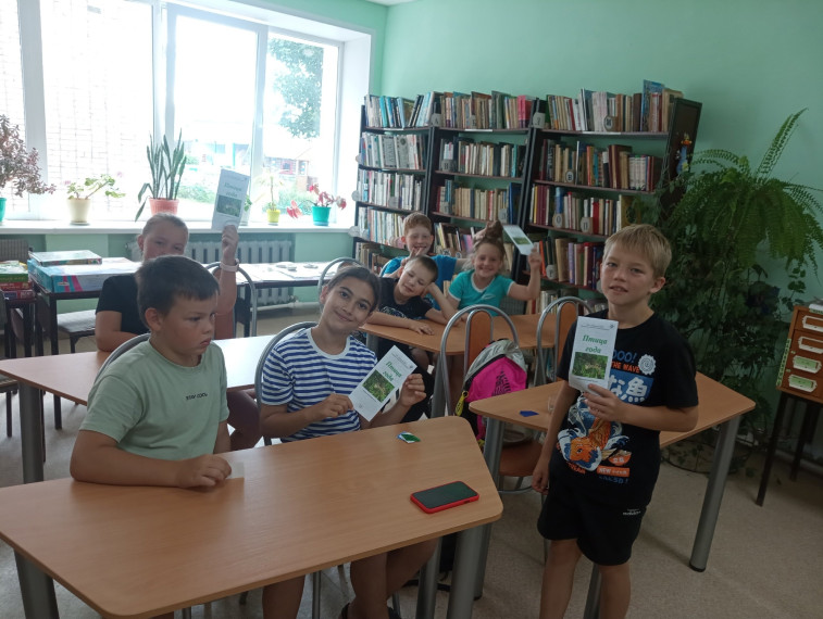 2 августа в Загарской сельской библиотеке прошла викторина «Птица года». 2 августа в Загарской сельской библиотеке прошла викторина «Птица года».