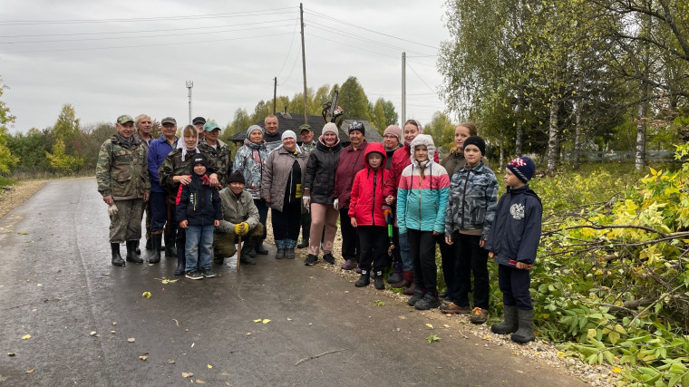Субботник в д.Ивановщина. Субботник в д.Ивановщина.