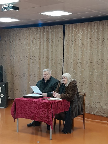 18 февраля глава Юрьянского района И.Ю.Шулаев совместно с главой Подгорцевского сельского поселения Е.В. Колпащиковой встретился с населением д.Высоково, с.Монастырское Подгорцевского сельского поселения. 18 февраля глава Юрьянского района И.Ю.Шулаев совместно с главой Подгорцевского сельского поселения Е.В. Колпащиковой встретился с населением д.Высоково, с.Монастырское Подгорцевского сельского поселения.