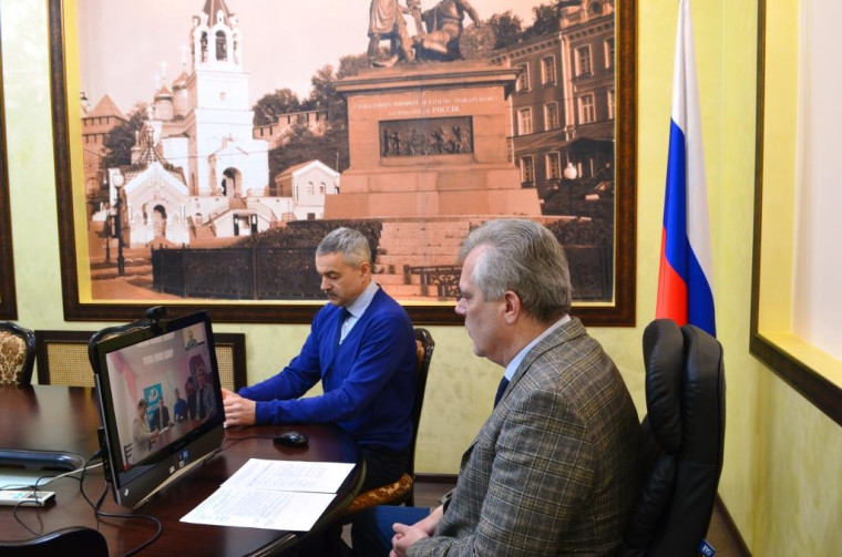 Вопросы медицины и благоустройства социальных объектов обсудили в ходе приема граждан в Вятских Полянах. Вопросы медицины и благоустройства социальных объектов обсудили в ходе приема граждан в Вятских Полянах.