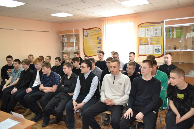 День старшеклассника «Звезды в сапогах: советы призывнику». День старшеклассника «Звезды в сапогах: советы призывнику».