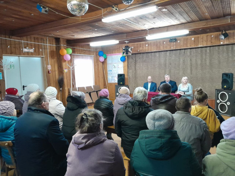Глава района провел встречи в Подгорцевском сельском поселении. Глава района провел встречи в Подгорцевском сельском поселении.